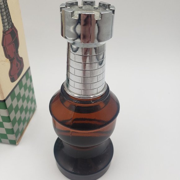 VINTAGE AVON THE ROOK CHESS PIECE~ OLAND AFTER SHAVE ~  Full Bottle 3 FL OZ / BB - Picture 2 of 5